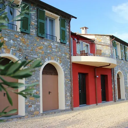 A Baracca Du Pei Farmház Imperia